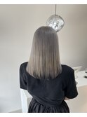 シルバーベージュカラー