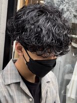 フィフス 栄(fifth)&nbsp;波巻きスパイラルパーマメンズマッシュツーブロックメンズパーマ