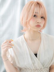 キュートなホワイトピンクくびれウルフヘアh古河10代20代30代