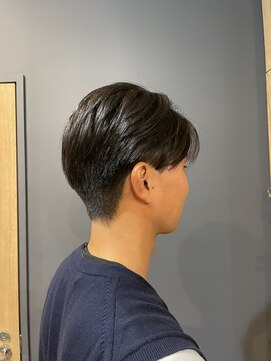 アルター(aL ter) 《メンズカット×マッシュ》アッシュブラック/林愛華