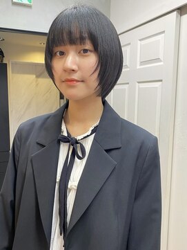 レス 伏見(LESS) [LESS 伏見/丸の内/栄/名古屋]ショートとボブの間