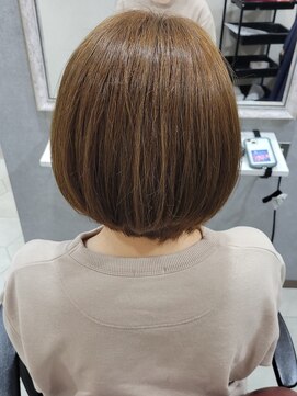 コンテ(CONTE) 前下りショートボブ