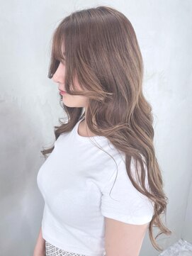 アイティーバイアルバム 下北沢店(IT by ALBUM) 美髪ホワイトブロンドロング顔周りレイヤー_ba341512