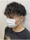 難波ツイストパーマメンズスパイラルパーマフェザーショート色気