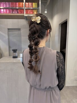 イミ(imi) 編み下ろしヘアアレンジ/ツイン/アップスタイル/ヘアセット/登戸