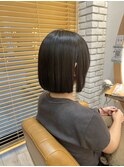 大人可愛いダークブラウン似合わせ耳かけボブ
