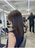 オリーブグレージュ×ミディアムレイヤー