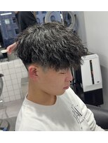ステラ(STELLA)&nbsp;メンズパーマ/メンズカット/眉毛サロン/ツイストスパイラル