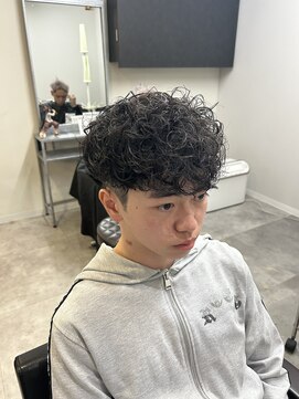 イーラ アメ村店(era) スペインカールパーマ/メンズ/刈り上げ/眉毛/ツイスト