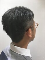 フェリシータ 緑地公園店(felicita) 2ブロックフェードカット