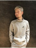 大人男子のブリーチカラー