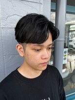 リット×ベリエ(Lit.×belier)&nbsp;ニュアンスパーマセンターパートコンマヘアツーブロック