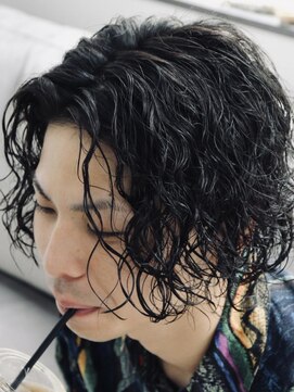 シンディ(Shindy) ハードパーマ×ボブヘアー