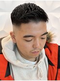 スキンフェード　アップバング　ショートスタイル　メンズパーマ