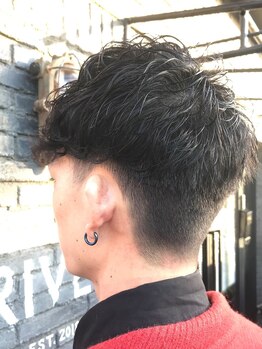 パーマがかかりにくい髪質の方も◎ダメージレスにこだわったパーマで、あなたに合ったスタイルをご提案♪