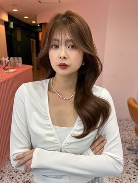 ボタン シブヤ(VOTAN SHIBUYA) 韓国ヘア/顔まわりカット/くびれヘア/前髪あり/