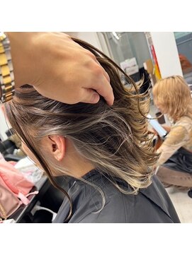 アイズ 本厚木(AIZU) インナーカラー