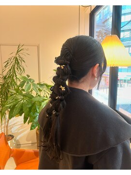 ルームキタハマ(room kitahama) ツインポニー×編み下ろし