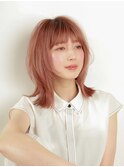 ミディアム顔周りレイヤーニュアンスウルフブリーチピンク