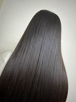 女性スタイリストのみ在籍◇高濃度水素トリートメントで髪の芯から潤い、指通りの良いサラサラの美髪に♪