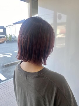 ヨロ(YoLo.) 切りっぱなしボブ