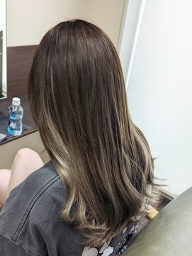レアナ バイ ニーナ(Leana by NINA) プルエクステでロングヘア　札幌西区美容室「レアナ」