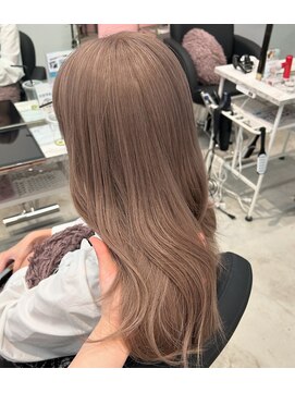 クム(kumu) 韓国へア/レイヤー/顔周り/ボブ/透明感カラー