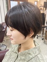 トレヘアー(tRe hair)&nbsp;ショート　ボブ　ウルフ　ブリーチ　レイヤーカット　イルミナ
