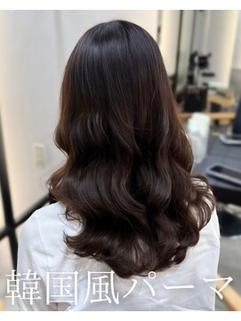 アミー 池袋(Ammy) コテ巻き風パーマ /韓国風パーマ/暗髪カラー/レイヤーカット