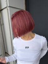 ソアロ(SOARO)&nbsp;岐阜顔まわりレイヤーミディアム艶アッシュハイライト20代