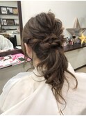 ローポニーヘアアレンジ☆