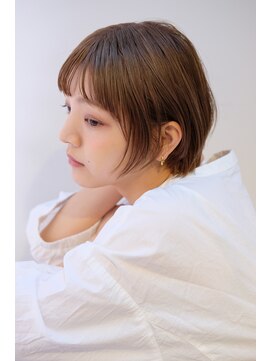 テテコケット(tete coquette) 『真通知弘』ナチュラルベージュ+シンプルショートボブ