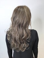 ユイット 本八幡店(Uit)&nbsp;ペールベージュロング［本八幡/似合わせ/大人女性/髪質改善］