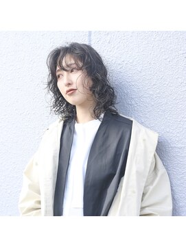 ゼア(there) ミディアムパーマ