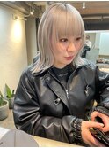 【White beige】ホワイトカラー_ワイドバング_姫カット_ブリーチ