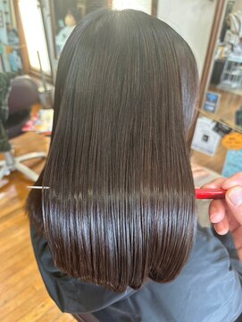 美容室 メザミー MESAMIES 髪質改善 縮毛矯正 艶ストレート黒髪ロングヘア