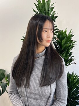 ピープスアンドスー 表参道 渋谷(Peeps&Suu.) 姫カット/ぱっつんロング/重ためヘア/韓国顔まわり