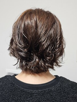 レリビー アウラ(LELiBE_'aula) パーマスタイル