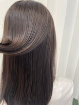 ハニー 町田(HONEY)&nbsp;透明感カラーイメチェングレージュレイヤーカット髪質改善美髪