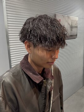 ガオプロデュースバイレボ(gao produced by revo) ツイストスパイラル/メンズパーマ/ツーブロック/刈り上げ