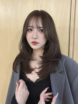 ヴェルア 四条烏丸 四条大宮(Velua) 20代30代グレージュレイヤーカットロング