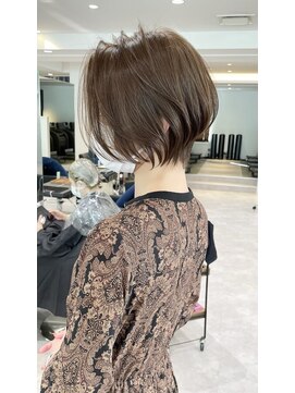 バンプ ギンザ(BUMP GINZA) 30代40代50代ショート白髪ぼかし銀座くびれ　松