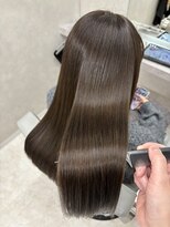 ロウ 札幌(ROW)&nbsp;。レイヤーカット/似合わせカット/大人ガーリー/アッシュカラー