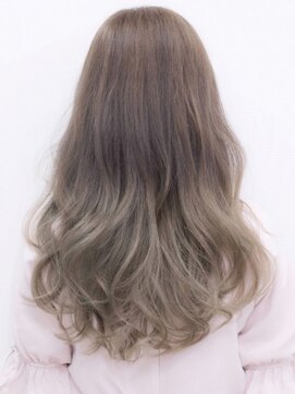 ミーティア バイ クアトロ(Meteor By QUATRO) 【QUATRO】アンティークグレー