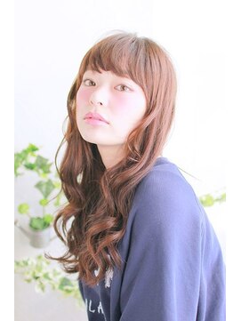 プティルカ(PutiLuca D.C.) ミックスカールのカジュアルスタイル