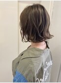 ハイライト&オリーブグレージュ×切りっぱなしボブ♪