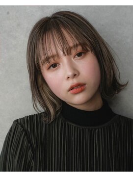 オーレント(AULENT) 外ハネボブ×インナーカラー×ハイライト