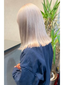 ルーツ(Roots) goro ホワイトカラー/2ブリーチカラー/ハイトーンカラー/原宿系