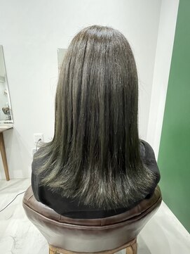 フー バイ セリナ(Fuu.by serina) カーキベージュカラー