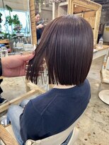 ウィークエンド(WEEKEND)&nbsp;韓国ボブ【カット＋Wカラー＋トリートメント13800円】